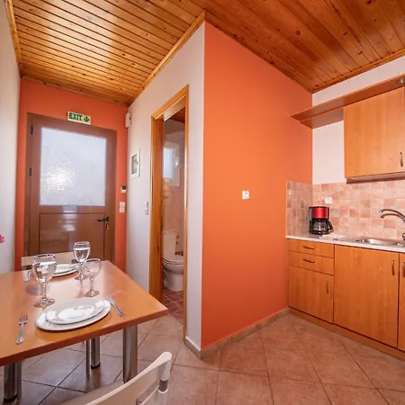 Anna Apartment